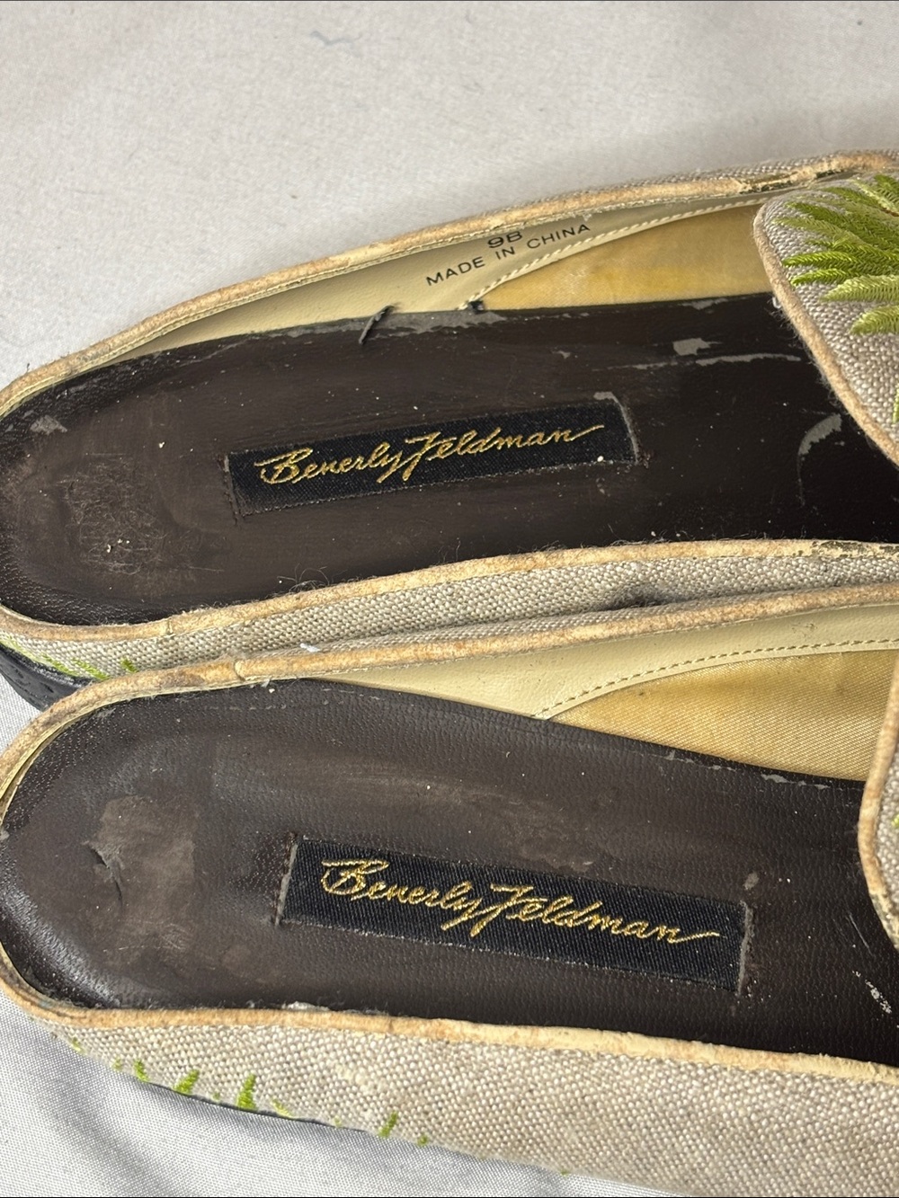 Beverly Feldman flat mules linen tropical monkey and palm tree embroidery 9 - Picture 4 of 9